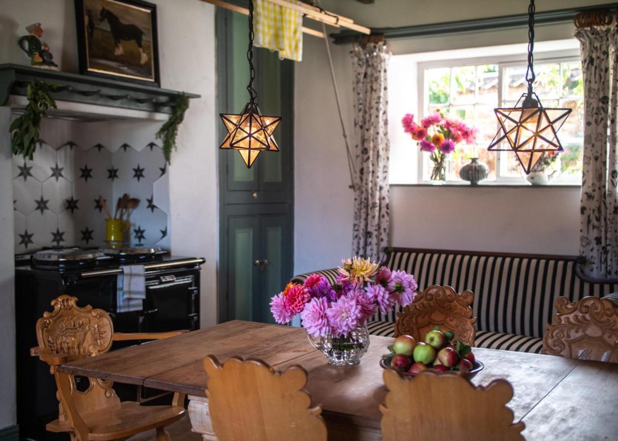 Country Cottage With Spa, Catering, Gardens, Nature Reserve Walks - Free Parking, Self Checkin สกันโธรป ภายนอก รูปภาพ