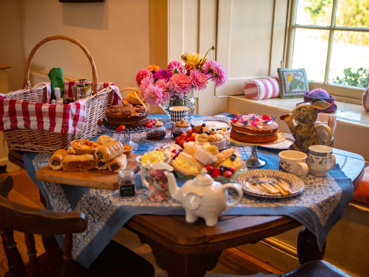 Country Cottage With Spa, Catering, Gardens, Nature Reserve Walks - Free Parking, Self Checkin สกันโธรป ภายนอก รูปภาพ